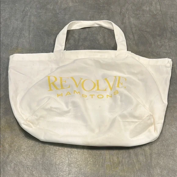 Revolve Bag - Picture 2 of 7